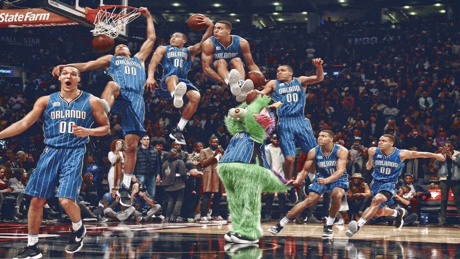 梦之队碾压战！美国男篮板凳匪徒轰垮希腊，里夫斯15助攻激活死亡五小